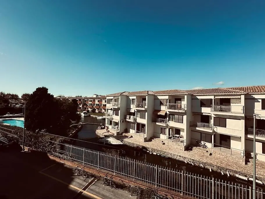 One Loft & Style Blue Canal Empuriabrava